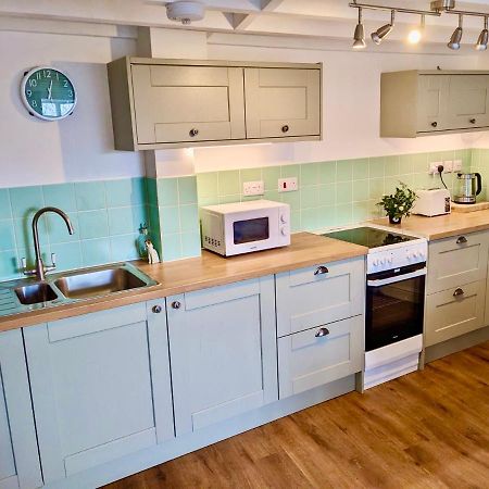 2 Stable Cottage, Llanbethery Llancarfan 外观 照片
